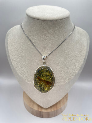 Zawieszka z bursztynem