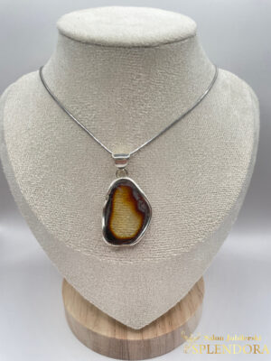 Zawieszka z bursztynem